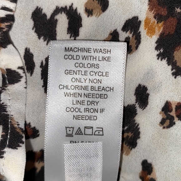 Maurices 2X Top Gauzy Leopard Print - Picture 7 of 8